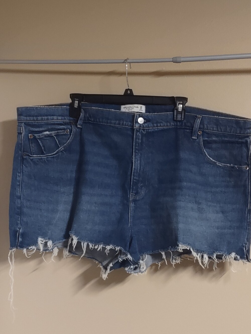 Abercrombie & Fitch "the Mom Short" High Rise Shorts 36/22